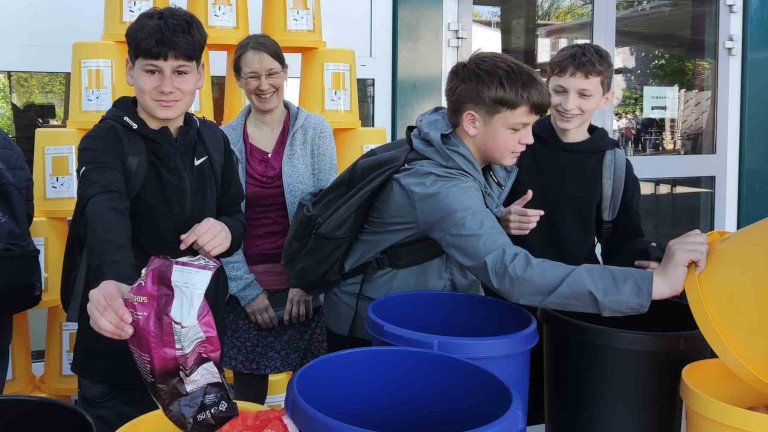 23-04-2027-Einführung-Gelber-Sack-Montanus-Realschule-Presse